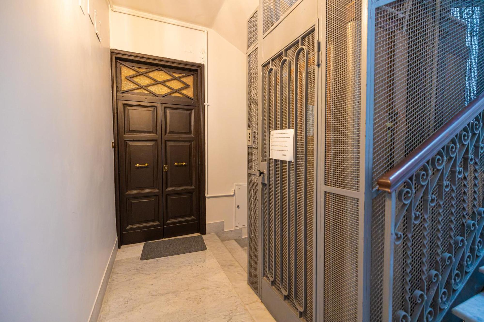 Adriana Sweet Apartment روما المظهر الخارجي الصورة
